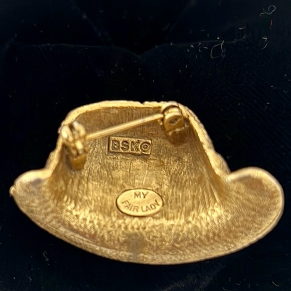 Vintage / 40โs~70โs / My Fair Lady Fedora Brooch - Picture 3 of 7